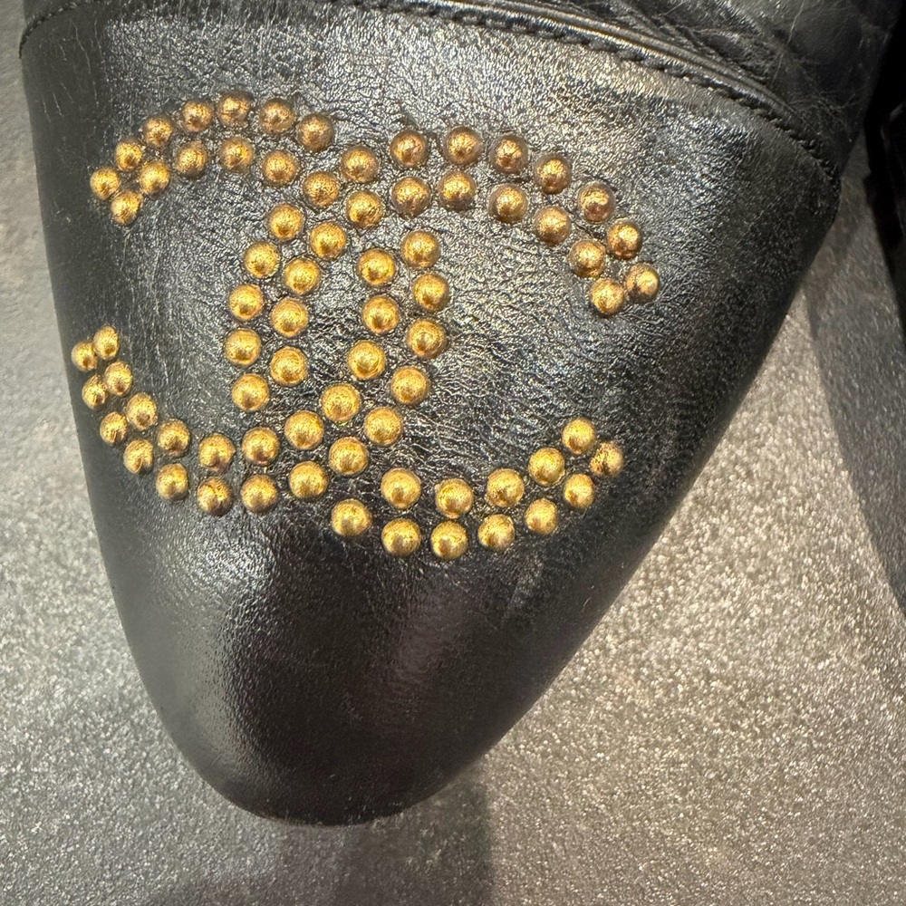 CHANEL Black Leather Heels with Gold CC Studs - Picture 4 of 8